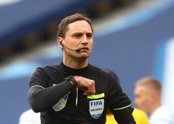 Украинскую команду арбитров назначили на поединок Лиги чемпионов