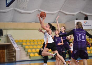 Венето-Черкаси обіграли вдома Козачку: фотогаларея — Федерація баскетболу України