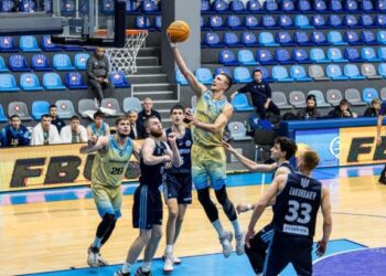 Будівельник завдав Дніпру першої поразки у сезоні Суперліги | Баскетбол |