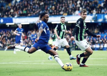 «Челси» в меньшинстве справился с «Брайтоном»