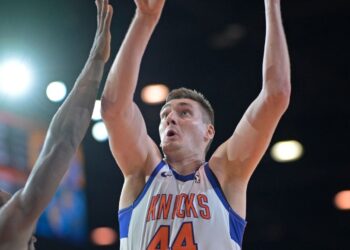 Дмитро Скапінцев дебютував в НБА – він став дев’ятим українцем в історії ліги — Федерація баскетболу України