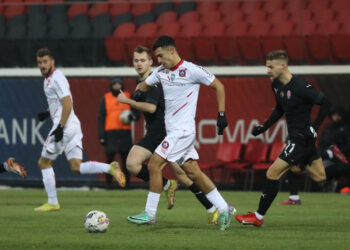 «Кривбас» втрачає перемогу в грі із «Зорею»