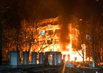 Правоохоронці показали наслідки нічного обстрілу Херсона