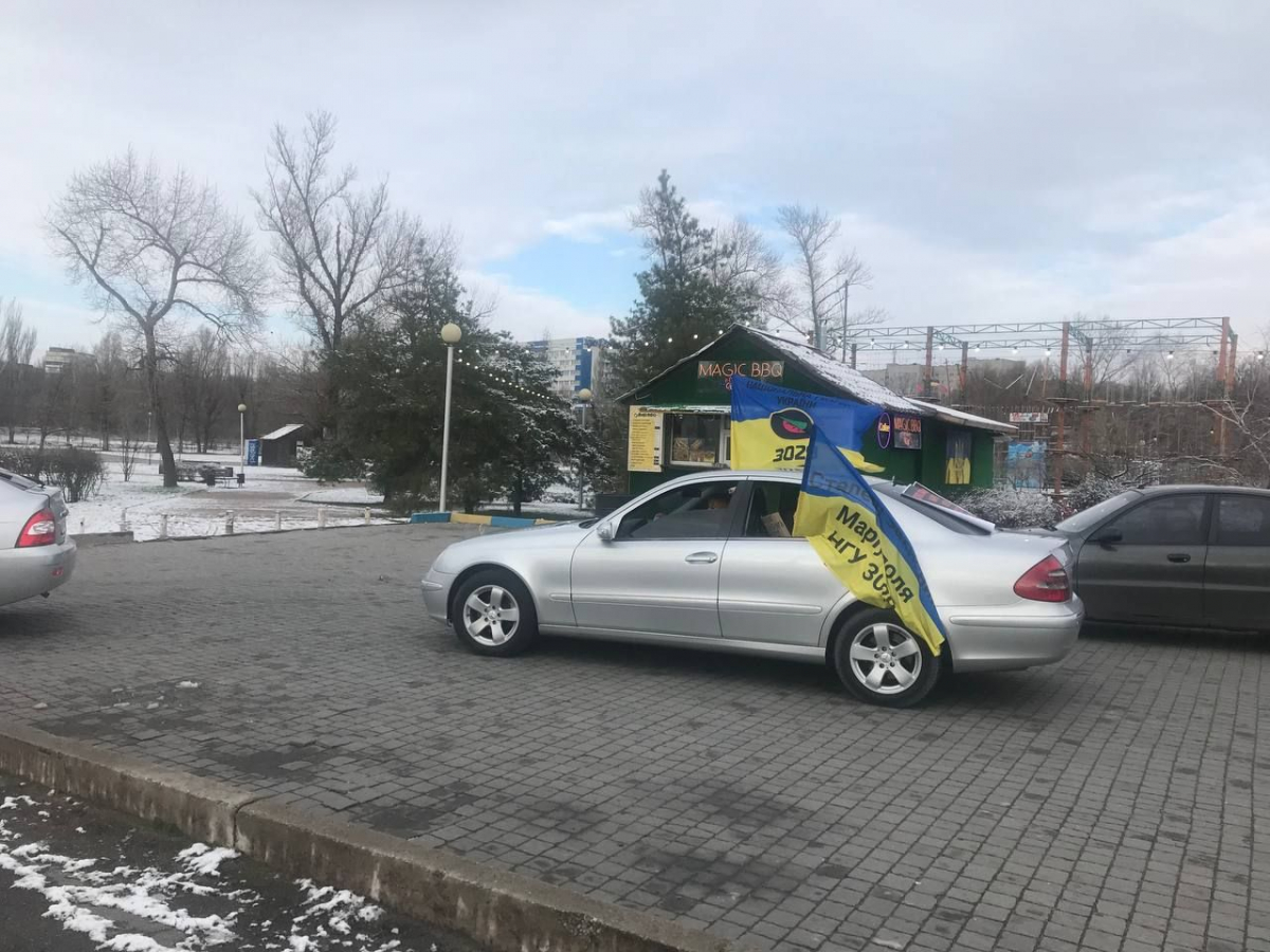 Друге Різдво у полоні: у Запоріжжі рідні російських бранців провели автопробіг