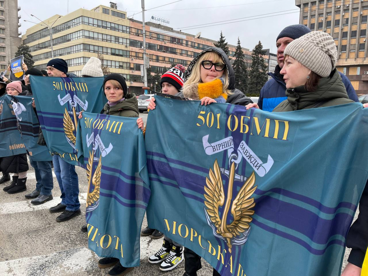 Полон вбиває – у Запоріжжі пройшла акція на підтримку полонених оборонців Маріуполя