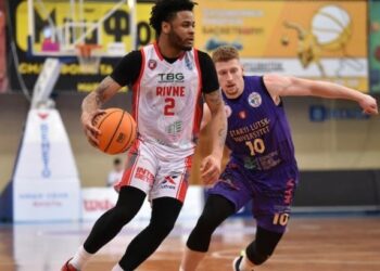 БК Рівне втретє у сезоні обіграв Старий Луцьк | Баскетбол |