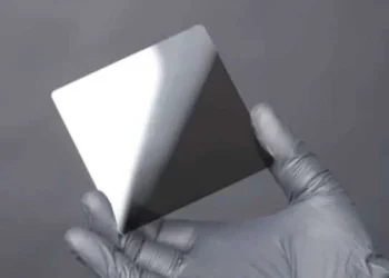 Створено накопичувач ємністю 10 000 ТБ та можливістю зберігання інформації до 5000 років — ТЕХНОЛОГИИ