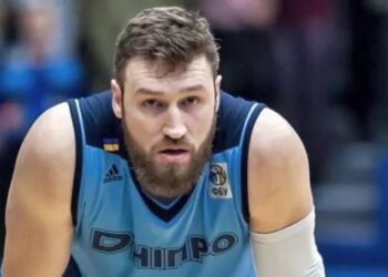 Дніпро вніс до заявки на сезон Вільховецького | Баскетбол |