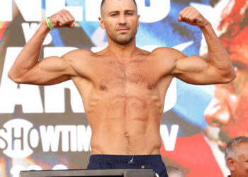 Гвоздик сделал прогноз на бой Смит — Бетербиев — Спорт ):Бокс