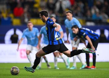 «Интер» уверенно прошел в финал Суперкубка Италии