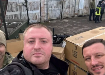 Оборонці Херсонщини отримали двигуни для човнів та іншу допомогу