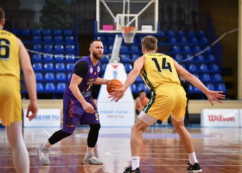 Перемога Старого Луцька в матчі проти Прикарпаття-Говерли: фотогалерея — Федерація баскетболу України