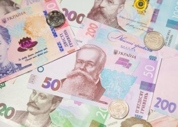 У ПФУ розповіли, скільки українців отримують пенсії понад 10 тисяч гривень – Экономика