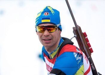 Видео трансляция мужской короткой индивидуальной гонки в Антхольце | Биатлон |