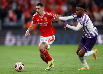 «Бенфика» благодаря двум пенальти выиграла дома у «Тулузы»