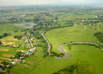 Рада спростила зміну цільового призначення землі для будівництва заводів – Экономика