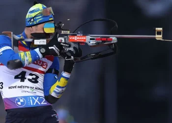 Швеция одержала победу в мужской эстафете на ЧМ-2024, Украина – 13-я | Биатлон |