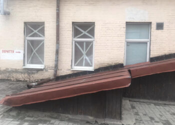 У Запоріжжі жінка не змогла потрапити до укриття в лікарні під час тривоги — сховище було зачиненим | Новости Запорожья