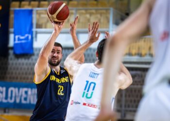 В’ячеслав Петров: В першій половині зіграли більш сконцентровано — Федерація баскетболу України