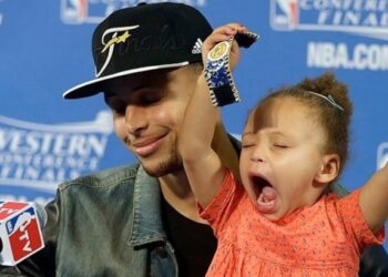 Стефен Каррі названий найкращим гравець у клатчі регулярного чемпіонату НБА | Баскетбол |