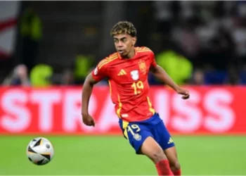 Один из героев Евро-2024 Ламин Ямал требует пересмотра контракта в испанской «Барселоне»