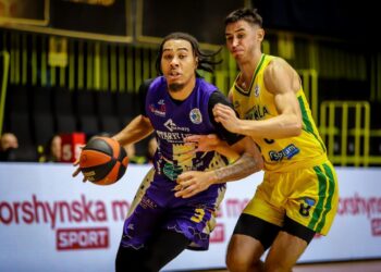 Старий Луцьк виграв у Прикарпаття-Говерли та здобув першу перемогу у Суперлізі — Федерація баскетболу України