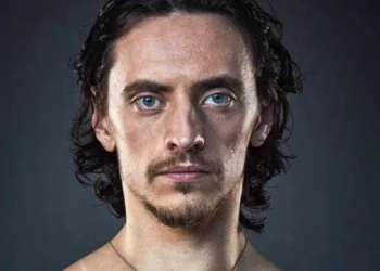 Танцівник-путініст родом з Херсона Сергій Полунін раптово вирішив виїхати з Росії