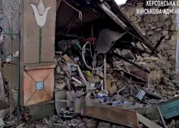 Росіяни на Херсонщині обстріляли 38 населених пунктів: двоє людей поранені