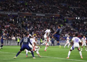 «Манчестер Юнайтед» на последних секундах упустил победу над «Лионом» в первом матче ¼ финала Лиги Европы