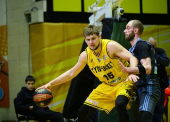 Максим Сандул показав третій в історії Суперліги показник за підбираннями в сезоні — Федерація баскетболу України