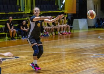 Будівельник підписав Владиславу Волошину — Федерація баскетболу України